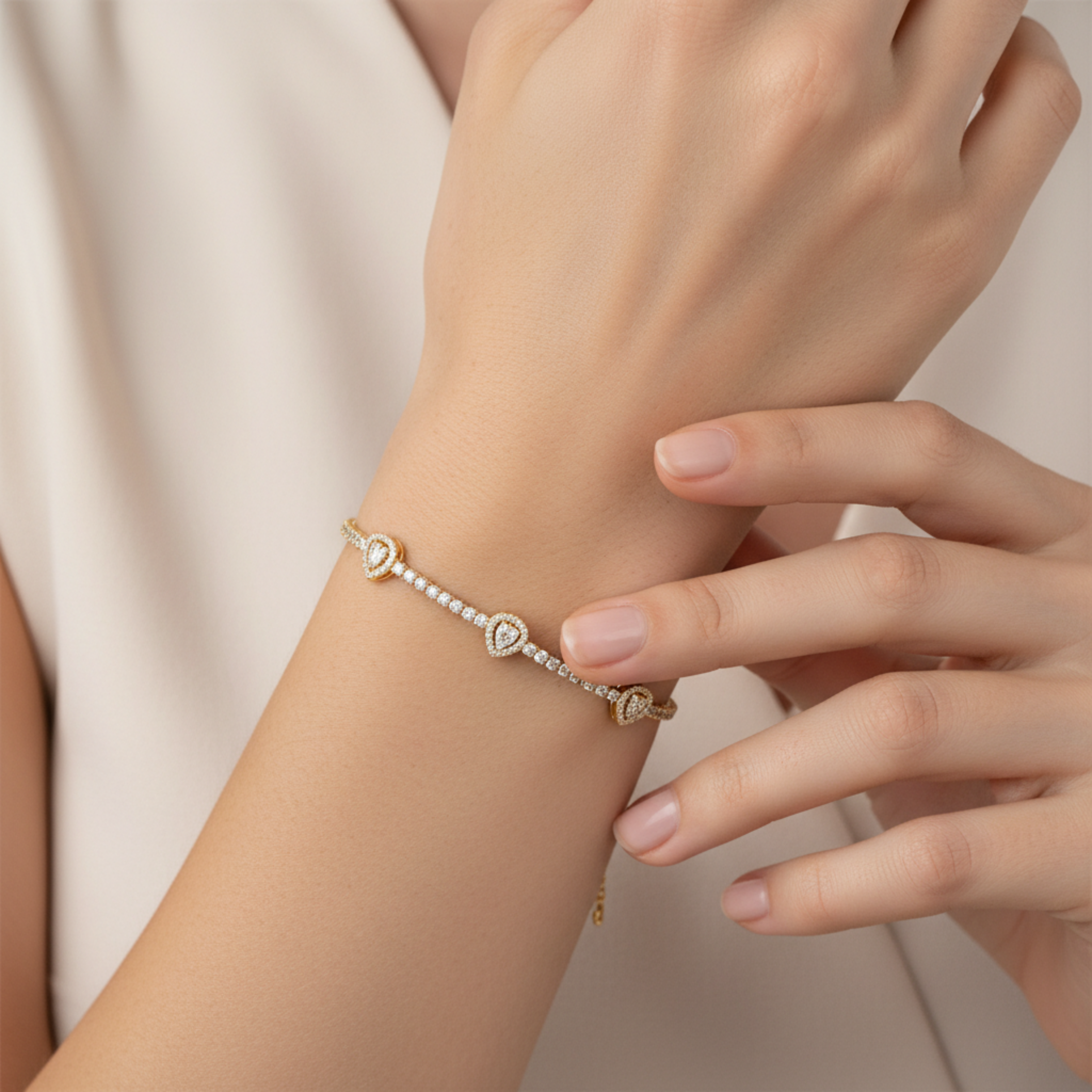 Ivée Trinity Heart Tennis Bracelet